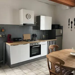 https://agrable-maison-de-village.midi-pyreneeshotels.com